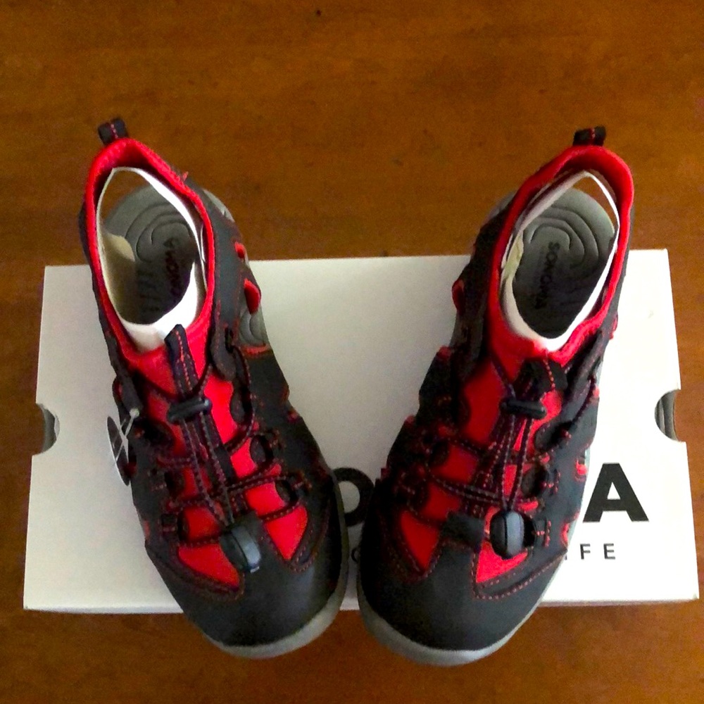 Closed toe red and black water friendly shoes sandals gender neutral